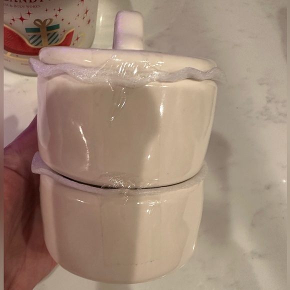 Rae Dunn Salt Pepper - Picture 3 of 3